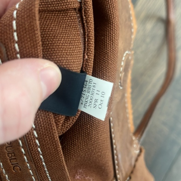 Banana Republic Lambskin Leather Tote in Brown - Picture 9 of 9